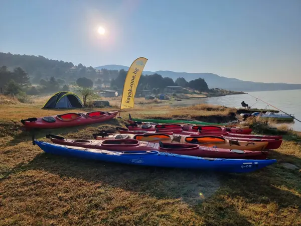kayaking-shiroka-polyana-dospat-dam